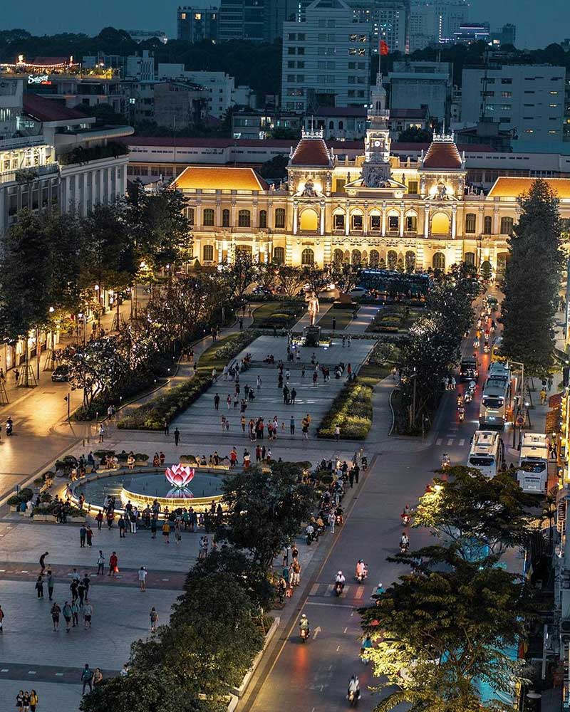 Phố đi bộ Nguyễn Huệ